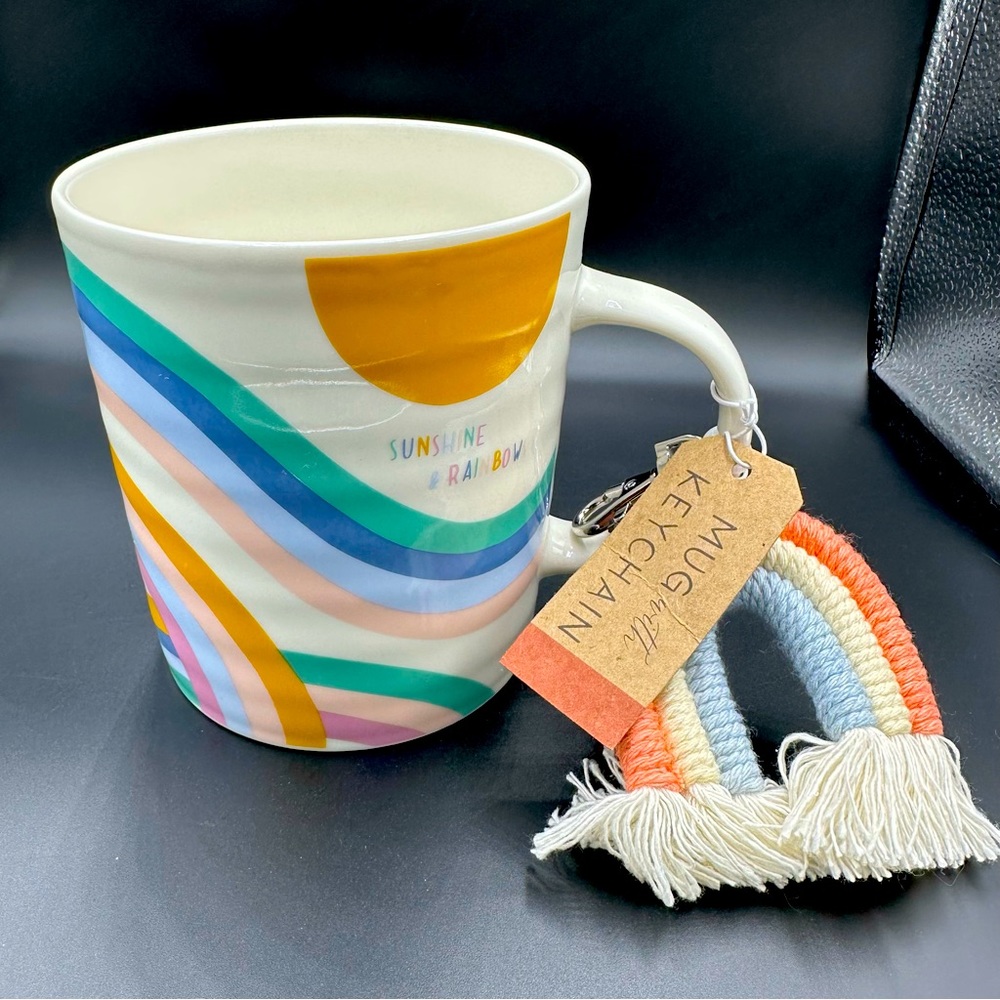 Coffee mug Sunshine & Rainbows with cute bonus rainbow keychain - Prima Design